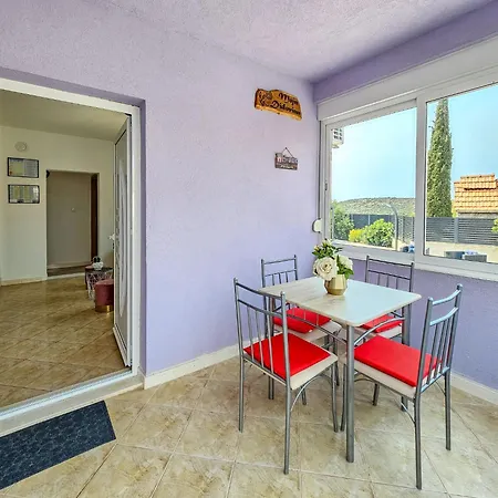 Semesterbostad Nancy By Interhome *